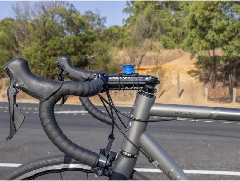 QUAD LOCK Stem/Handlebar Bike Phone Holder Kit with MAG Phone Case for iPhone 12 Pro Max - Image 4